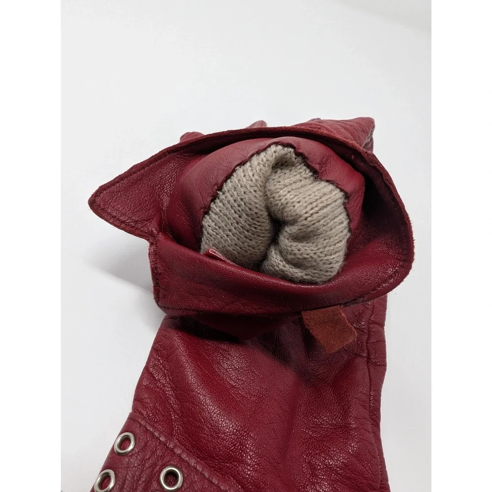 Anne Klein Red Leather Gloves Retro Glam Sze XL Lined Grommet Buckle City Winter